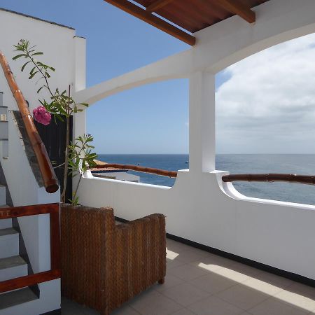 Kasa Tambla Bed & Breakfast Ponta Do Sol Exterior foto